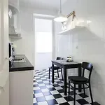 Quiet And Cosy Penha De Franca * Lisbon