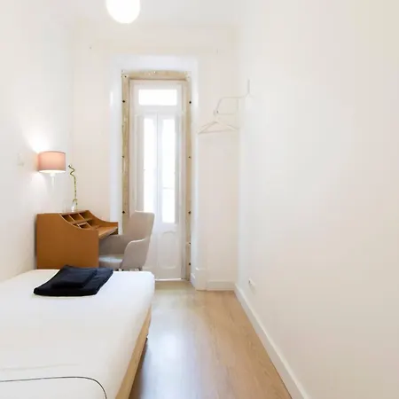 Daire Quiet And Cosy Penha De Franca Lisboa