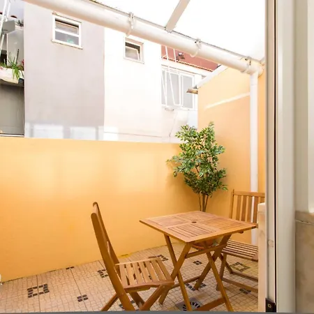 Daire Quiet And Cosy Penha De Franca *