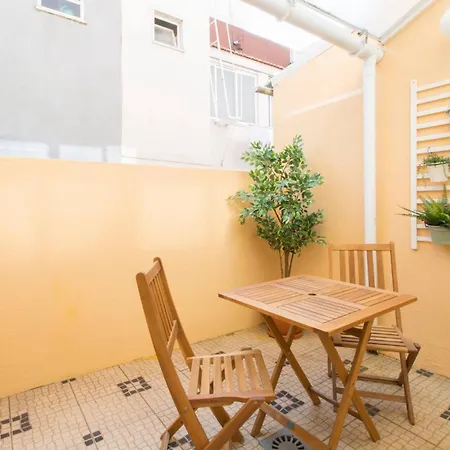 Daire Quiet And Cosy Penha De Franca Lisboa