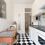 Quiet And Cosy Penha De Franca Apartamento